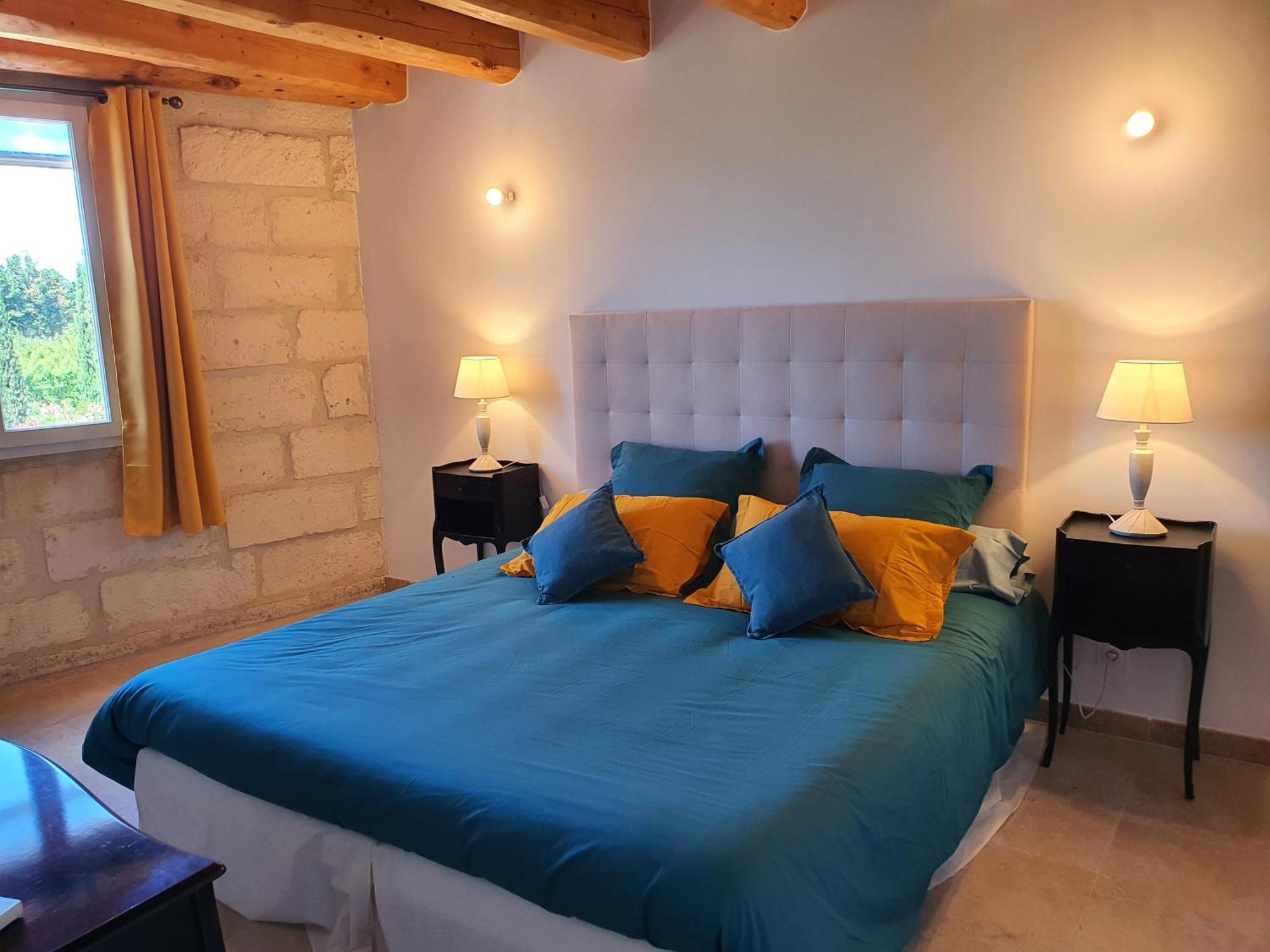 Le Mas De Guiguite Mézoargues Esterno foto