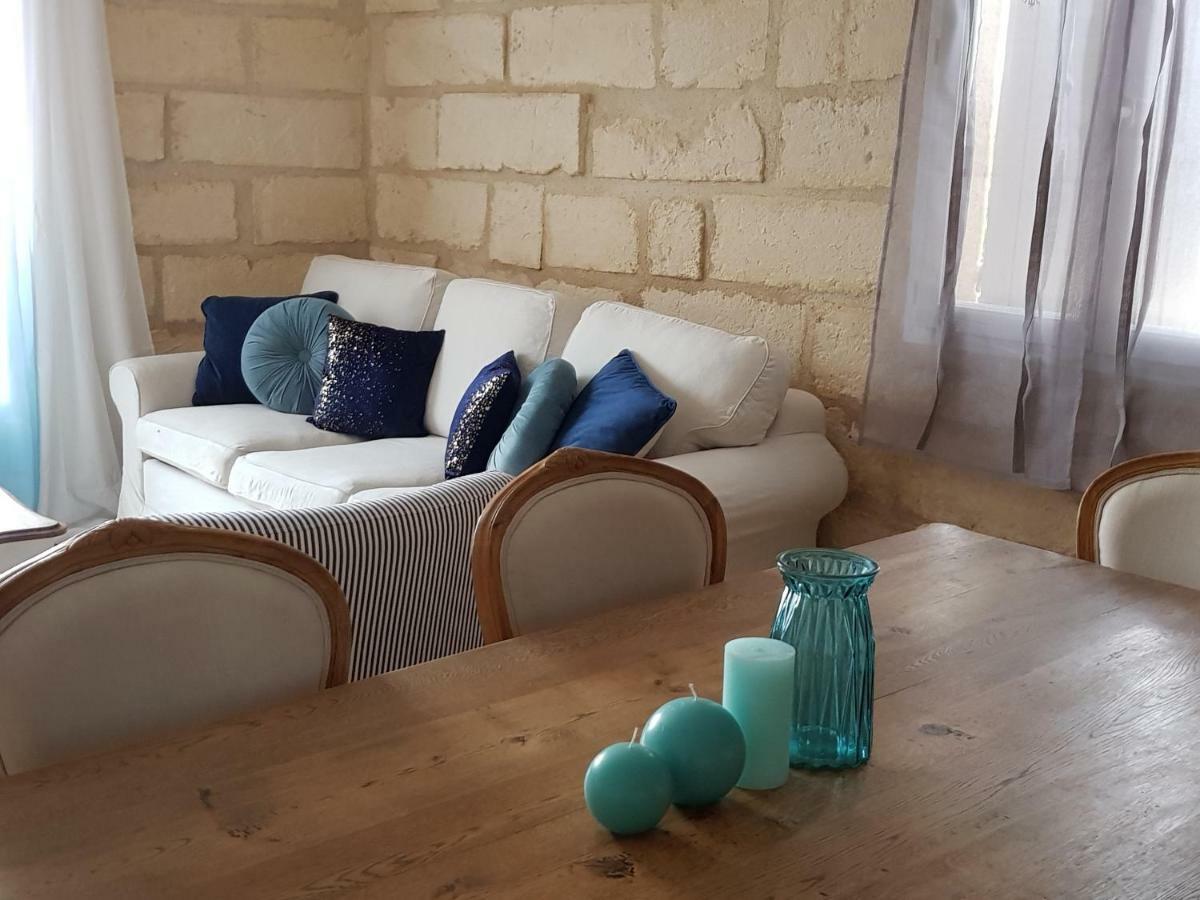 Le Mas De Guiguite Mézoargues Esterno foto